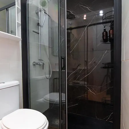 Edomus Ciudad Jardin Apartment